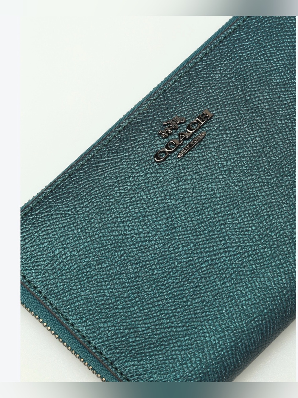 COACH Teal Pebbled Leather Zip Card Case